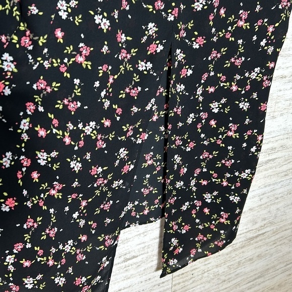 Express Open Back Floral Top | SIZE S/P - Picture 5 of 5
